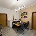 Apartment 65m² Zwischen Skiarena & Saunawelt *