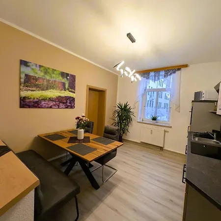 아파트 65m² Ferienwohnung zwischen Skiarena&Saunawelt *